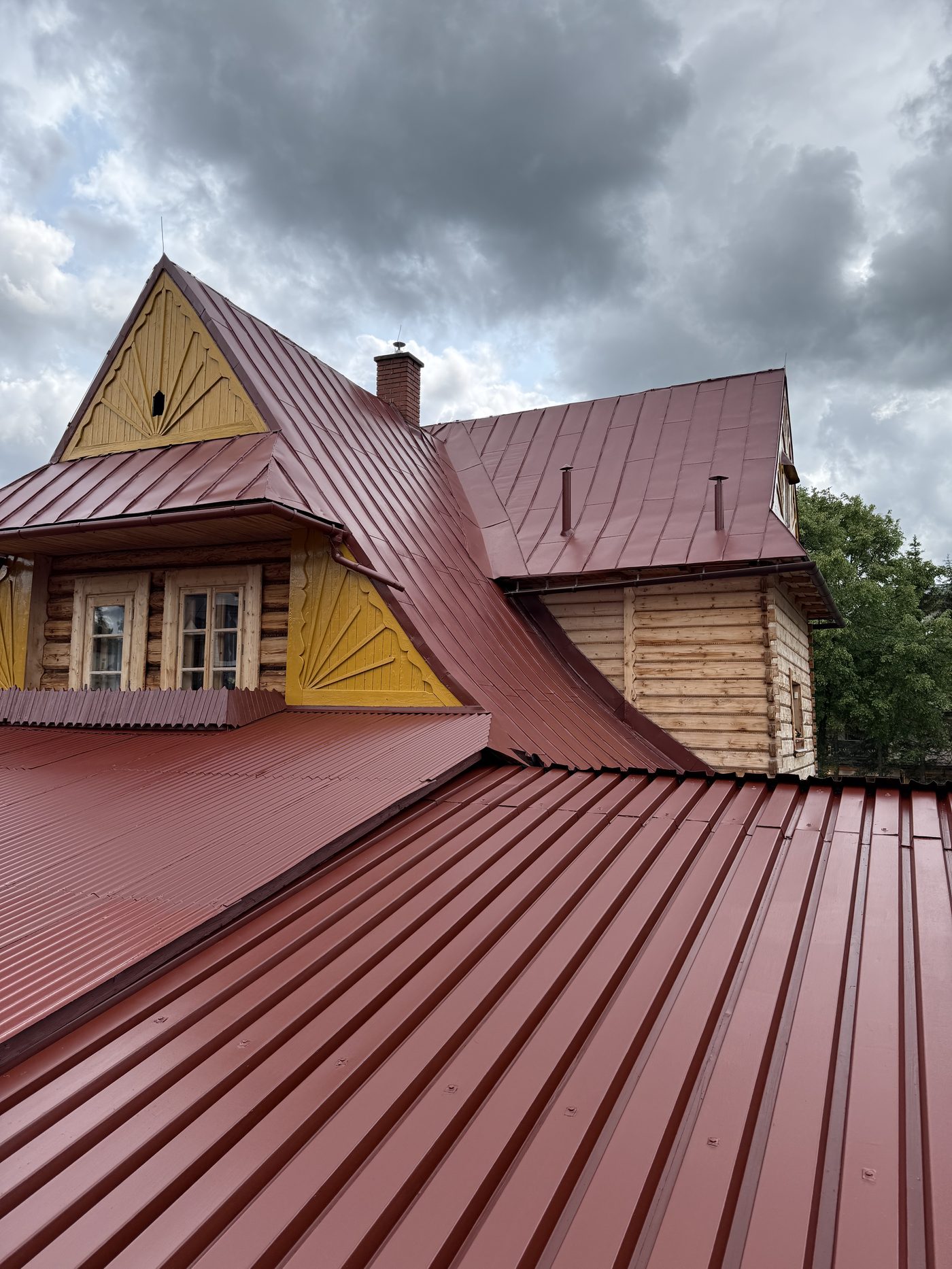 Malowanie dachu, Małopolska